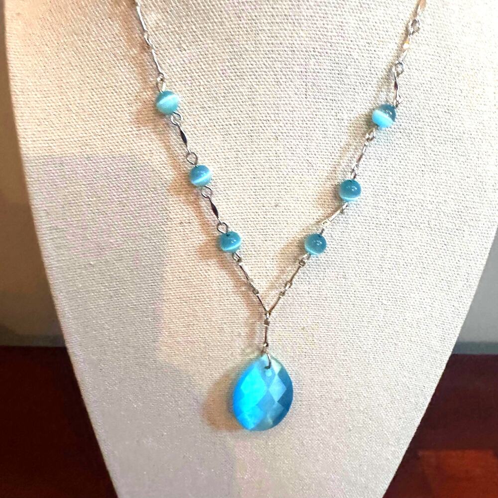 AVON Nina Ricci Aqua Blue Station Necklace Cats Eye Beaded Teardrop Pendant